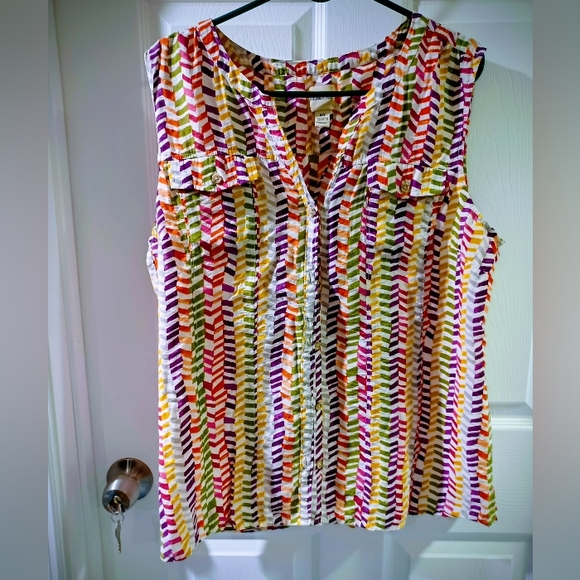 G.H. Bass & Co. Colorful Chevron Blouse - Picture 3 of 7
